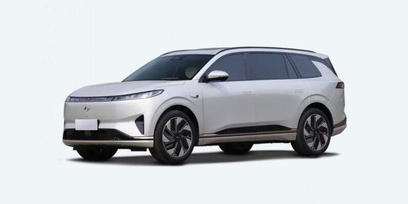 
								DONGFENG 008 EV full									