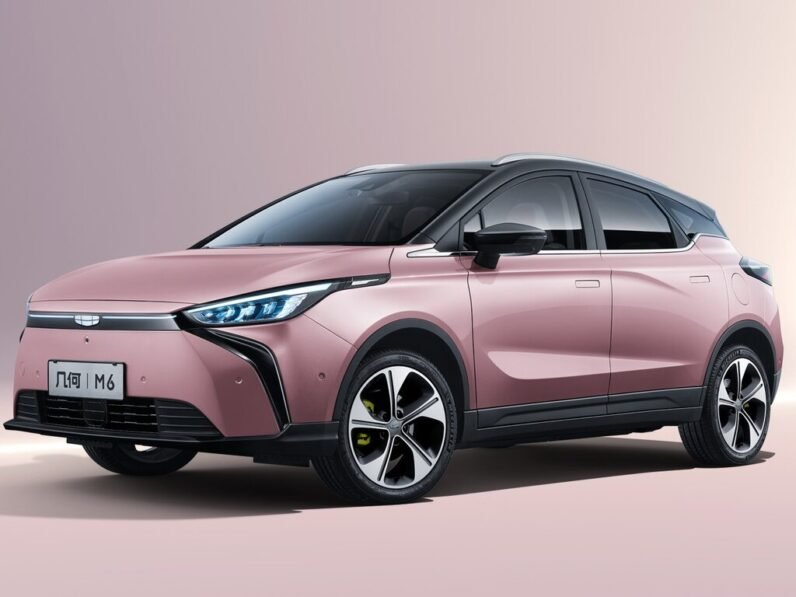 Imgi 15 GEELY GEOMETRY M6