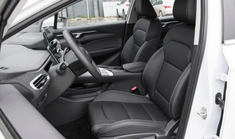 
								GEELY GEOMETRY C full									