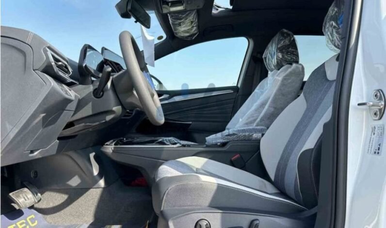 
								VOLKSWAGEN ID4 Crozz full									