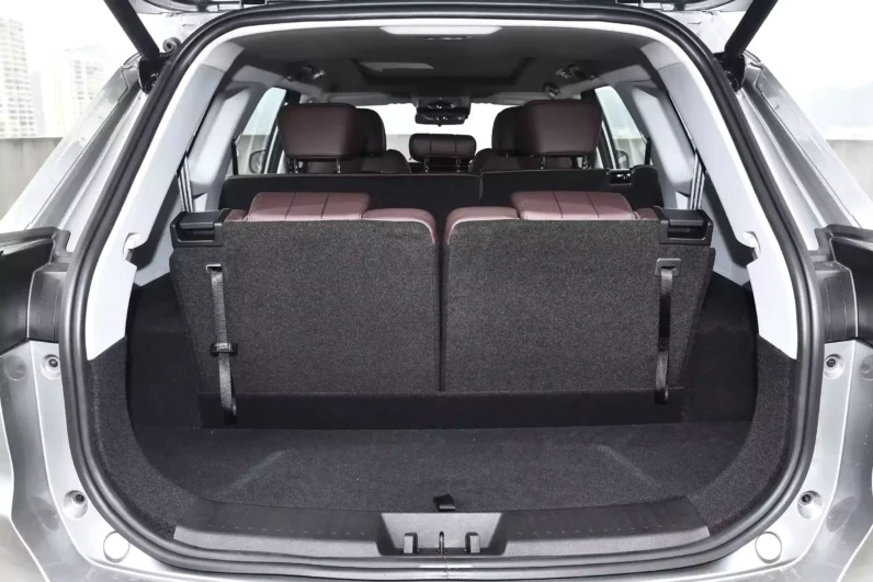 
								Chery Tiggo 8 PLUS full									