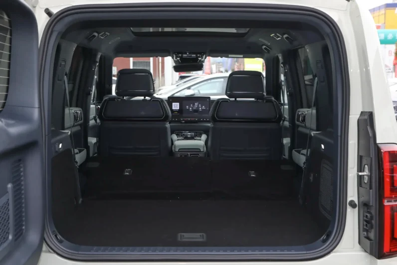 
								Fangchengbao Bao 5 (BYD Leopard 5) full									