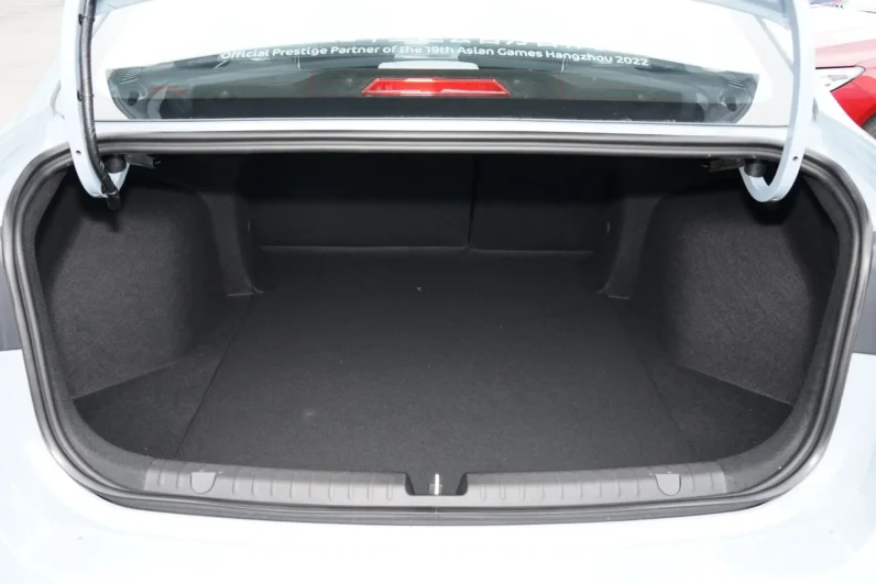 
								Geely Emgrand full									