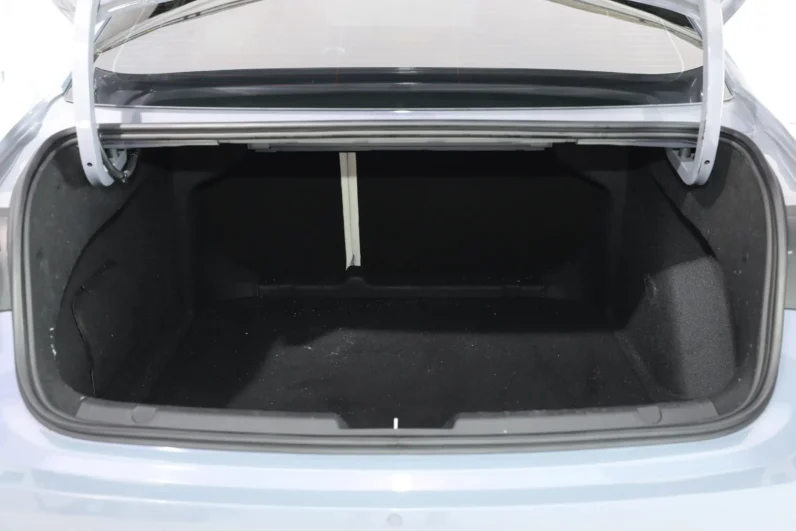 
								Geely Preface L full									