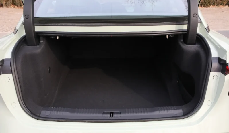 
								Hongqi EH7 full									