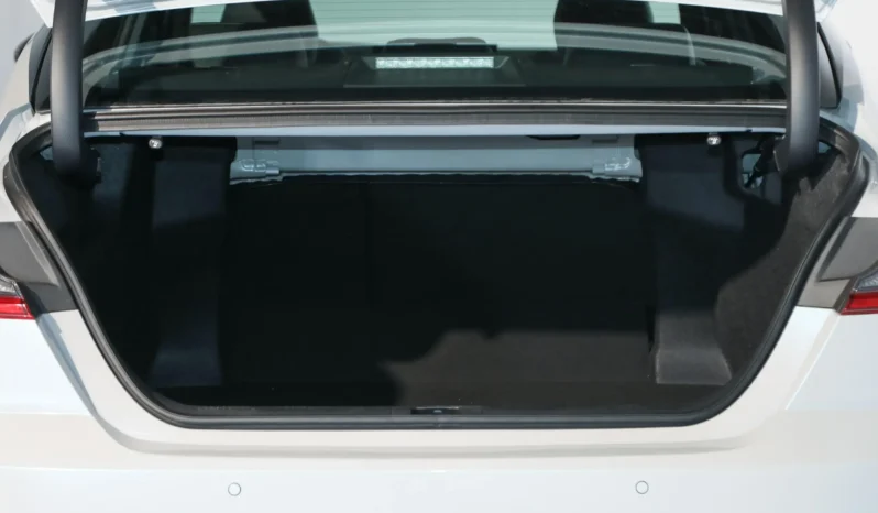 
								Toyota Camry full									
