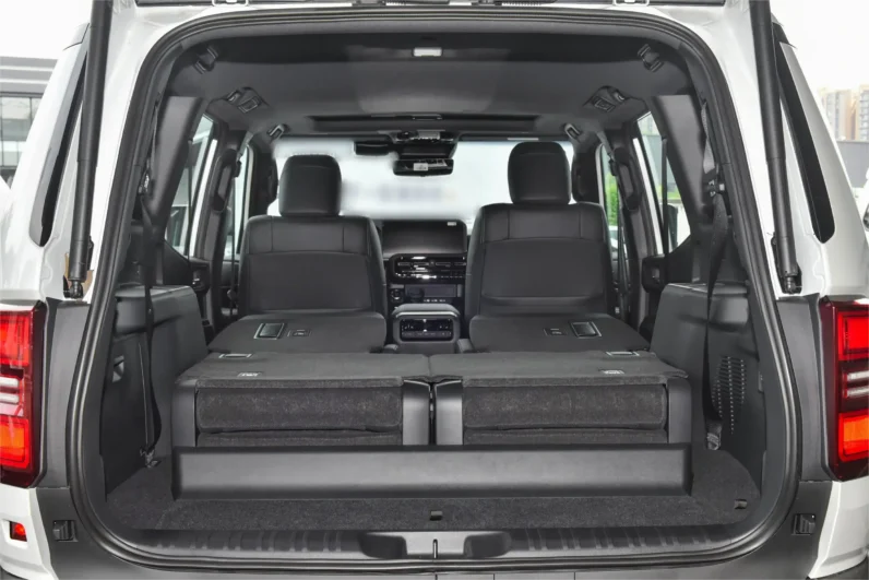 
								Toyota Land Cruiser Prado full									