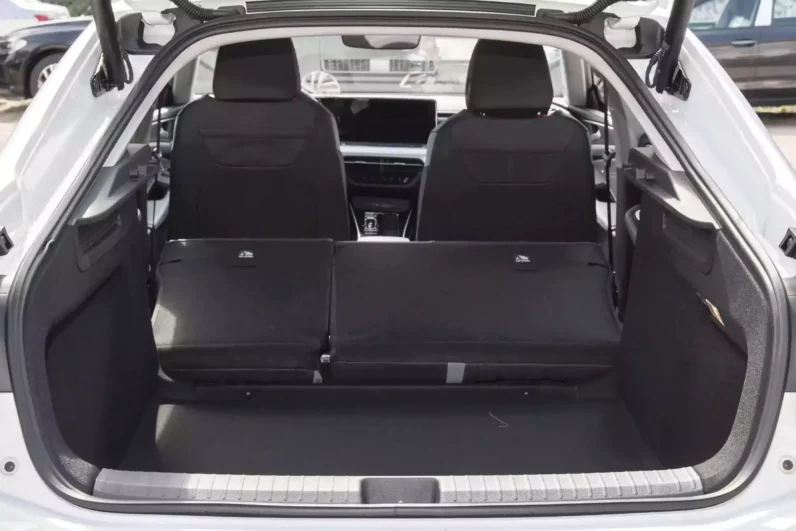 
								Volkswagen Lamando L full									