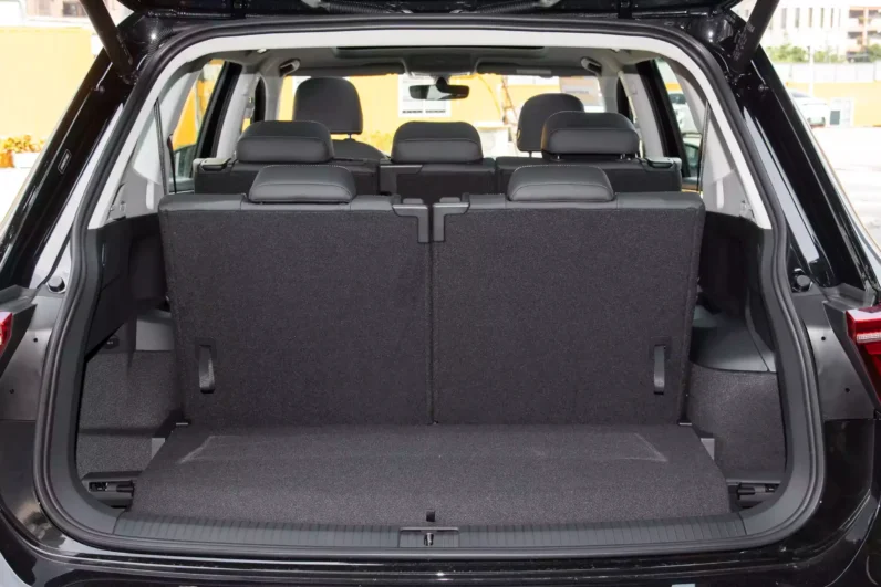 
								Volkswagen Tiguan L full									