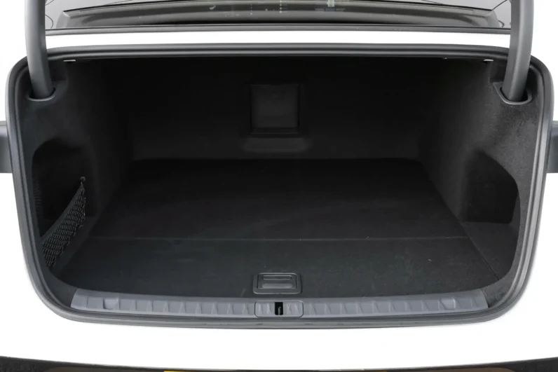 
								Voyah Passion PHEV full									