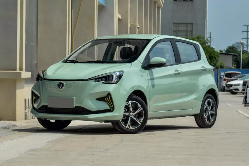 
								Changan Benben E-Star full									