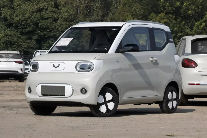 Imgi 3 Wuling Hongguang MINI EV 2024 appearance