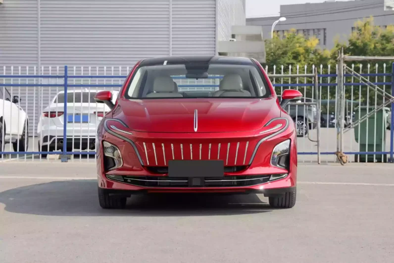Imgi 4 Hongqi E QM5 2023 appearance