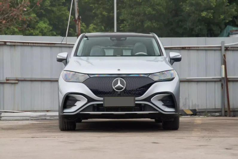 Imgi 4 Mercedes Benz EQE SUV 2024 appearance