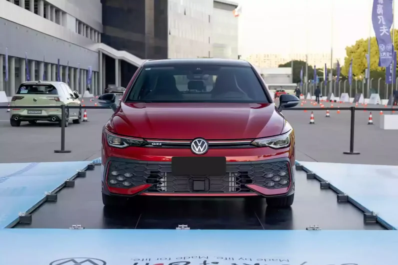 Imgi 4 Volkswagen Golf GTI 2025 appearance