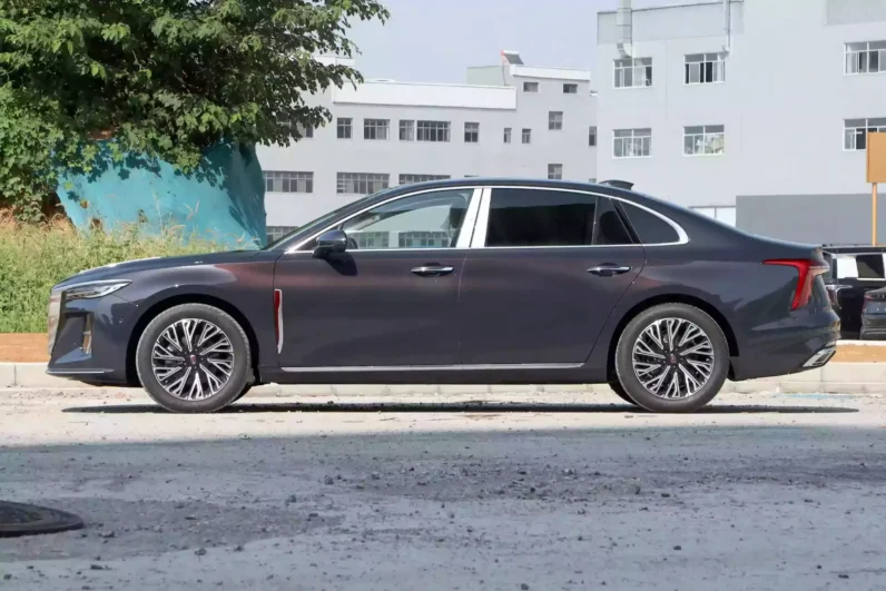 
								Hongqi H5 full									