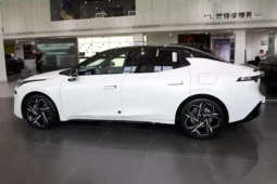 Lynk & Co 07 EM-P