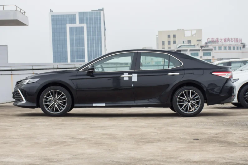 
								Toyota Camry 2023 full									