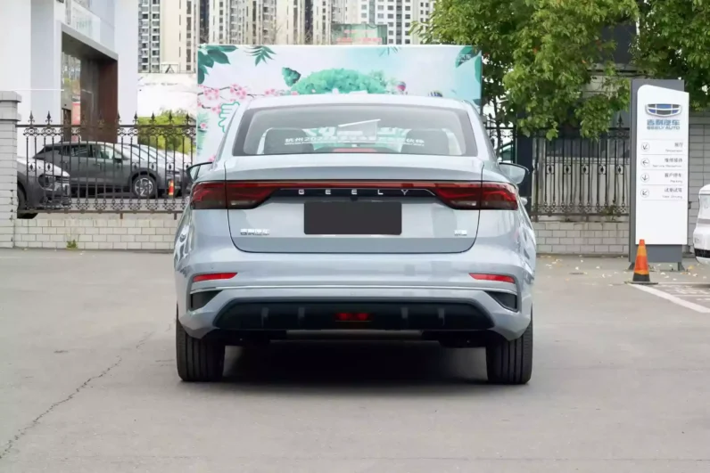 
								Geely Emgrand full									