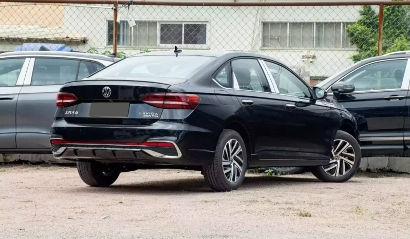 
								Volkswagen Lavida full									