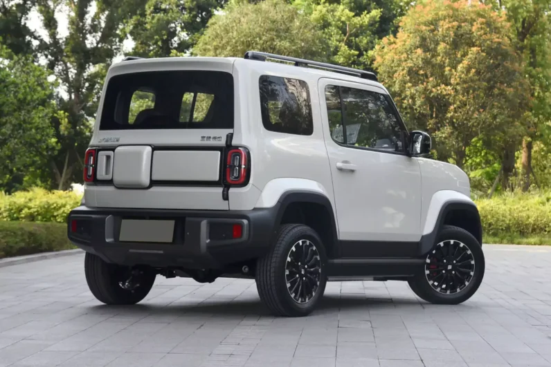 
								Baojun Yueye full									