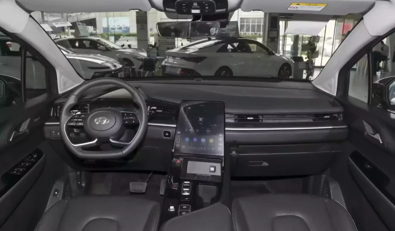 
								Hyundai Custo full									