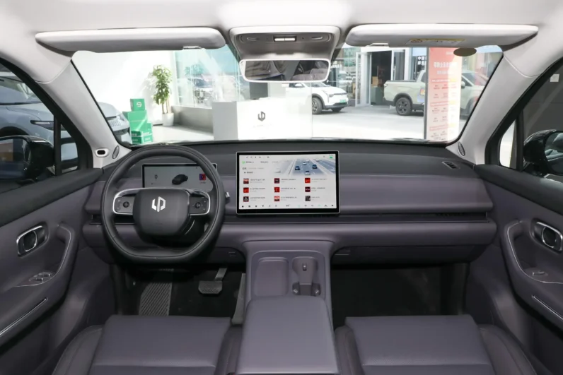 
								Leapmotor C10 full									
