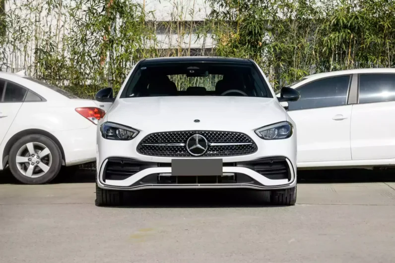 Imgi 4 Mercedes Benz C 260 L 2024 appearance